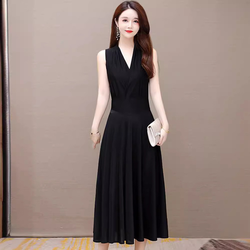 Milk Silk Dress Summer Long Large Size Loose Elastic V Neck Skirt New Elegant Fashionable Long Skirt