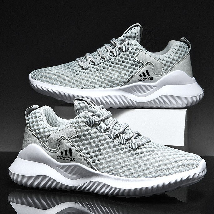 New Cross-border Hollow Men's Shoes Summer Breathable Mesh sneaker Lightweight Deodorant Soft Bottom plus size Running Shoes Casual New Cross-border Hollow Men's Shoes Summer Breathable Mesh sneaker Lightweight Deodorant Soft Bottom plus size Running Shoes Casual