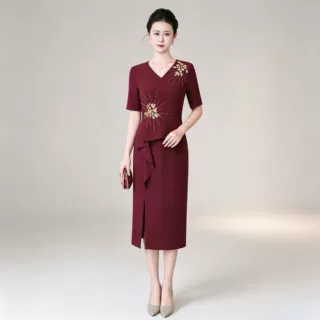 高端喜婆婆婚宴装礼服裙2026秋季新款重工镶钻气质修身显瘦连衣裙