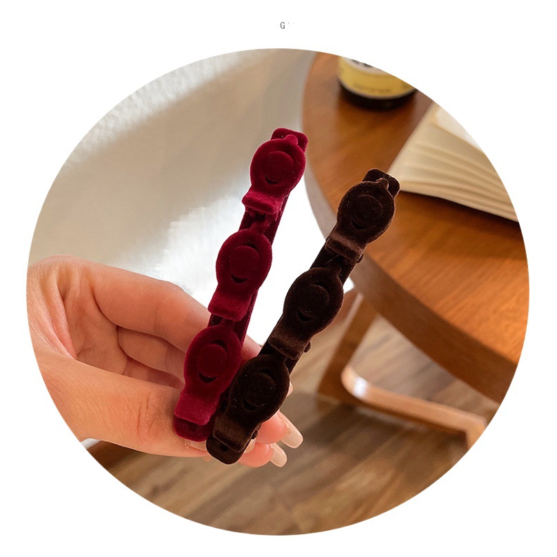 Otoño e Invierno simple Bangs clip lateral flocado trenzado clip de pelo frente horquilla lateral hembra estilo Chanel retro Dama