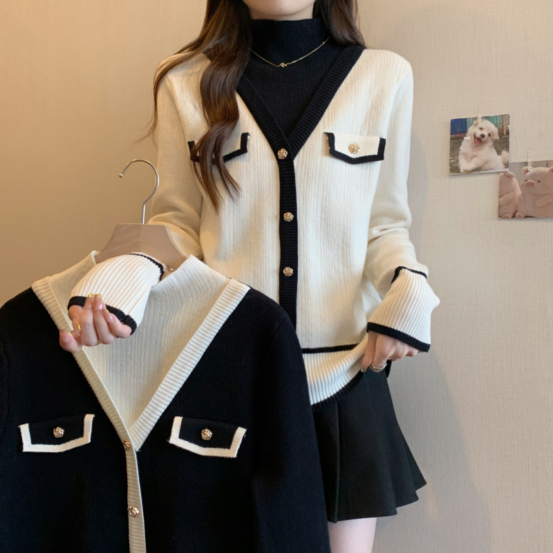 Autumn design knitted sweater