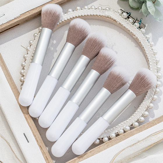 Single Small Odin Makeup Brush Soft Hair Portable Blush Brush High Glow Brush Loose Paint Beauty Tools
