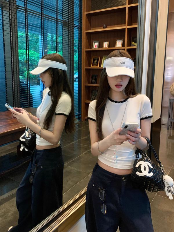 【自家工厂现货】正肩修身T恤撞色刺绣上衣短袖小众女夏|undefined