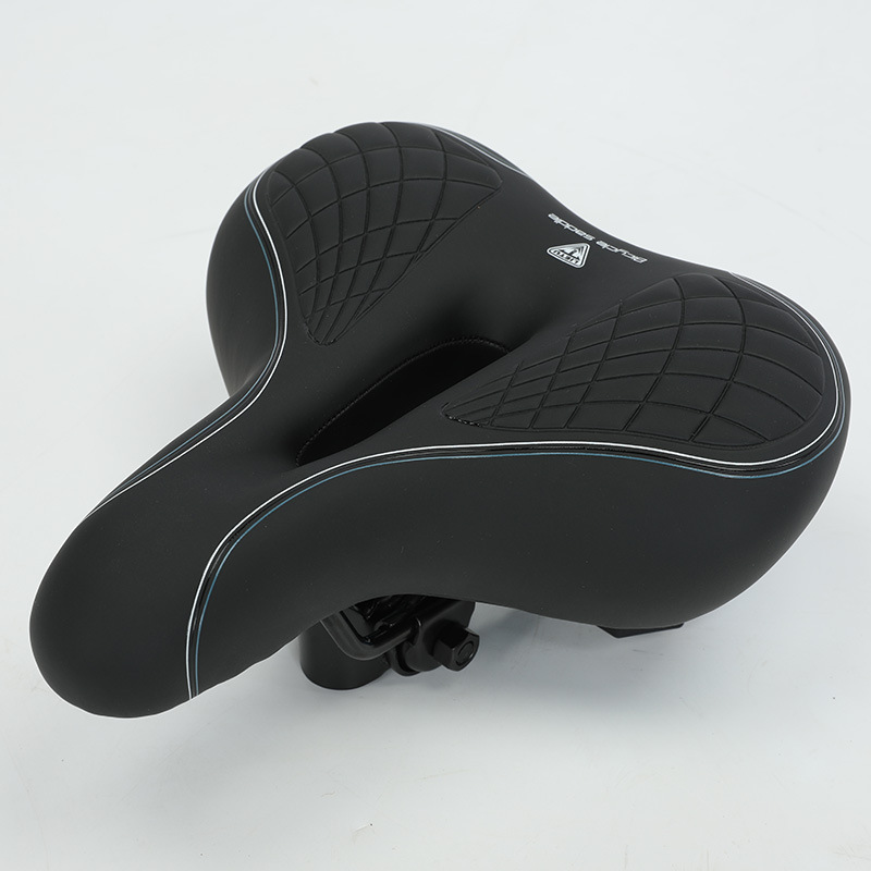 916柔软舒适防震山地车自行车鞍座坐垫 尾部警示灯单车配件座包