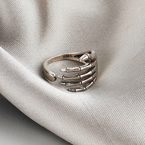 New Dark Style Palm Ring Hip-Hop Street Ins Retro Distressed Personality Fashion Skull Five-Toe Ring