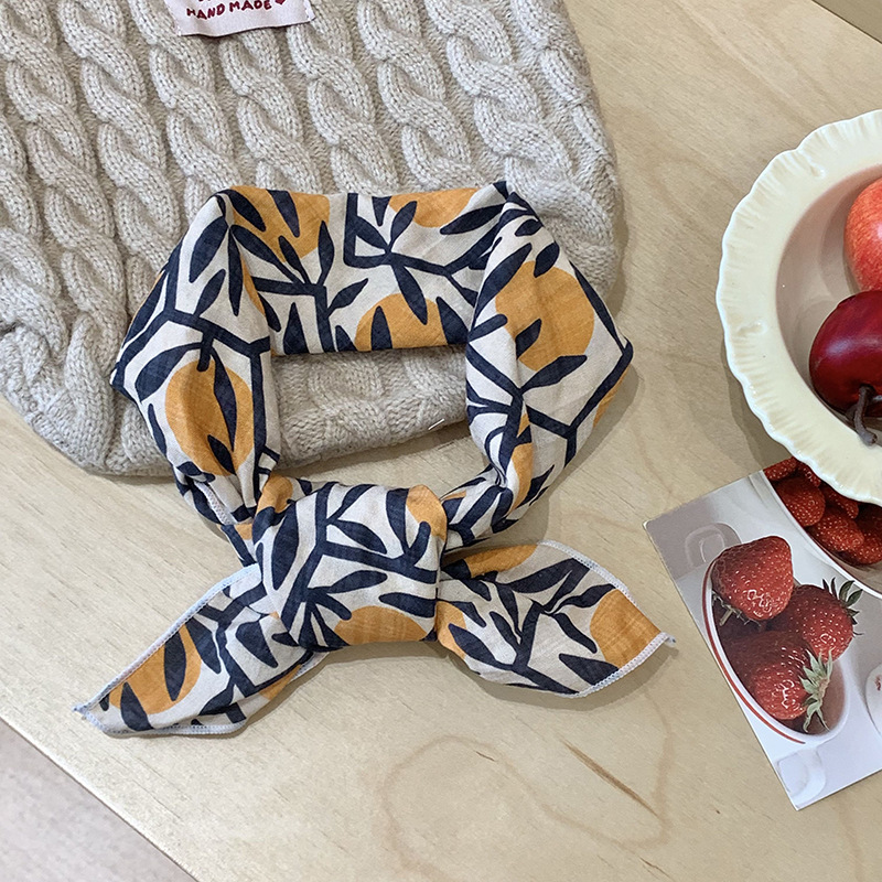 Bufandas de seda de algodón y lino correa de cabello pequeña toalla cuadrada para mujeres primavera y otoño nueva moda coreana bufandas calientes de cuello bufandas