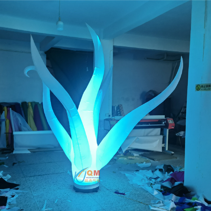 充气七彩灯光树户外派对装饰布置气模发光象牙触手充气章鱼模型