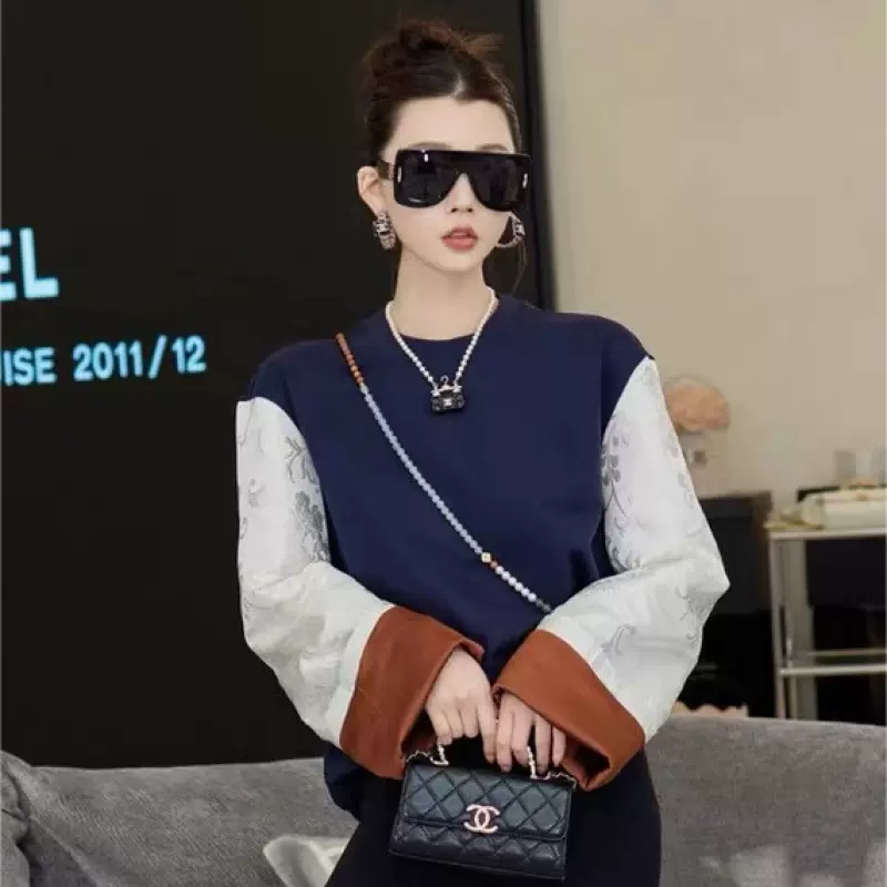 新中式高级感超好看洋气减龄上衣国风潮设计感小众圆领卫衣女