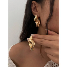 L 35874 Irregular twisted earrings ������Ť�������羳��