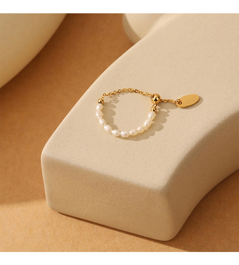 1 Piece Fashion Solid Color Pearl Beaded Women's Rings display picture 8