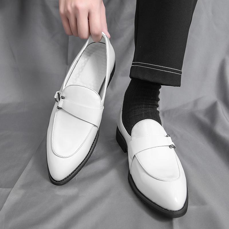 Zapatos Lefu de charol brillante transfronterizo de gran tamaño para hombre, zapatos de cuero puntiagudos, zapatos de hombre, zapatos de cuero blanco dorado 38-46