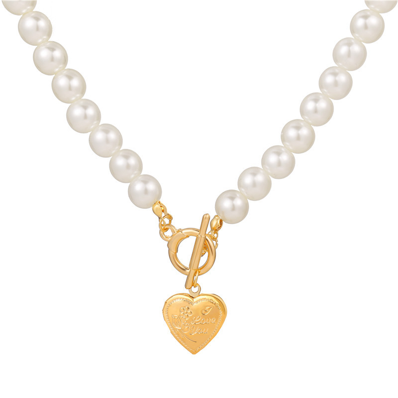 New Fashion Love Retro Pearl Necklace display picture 2