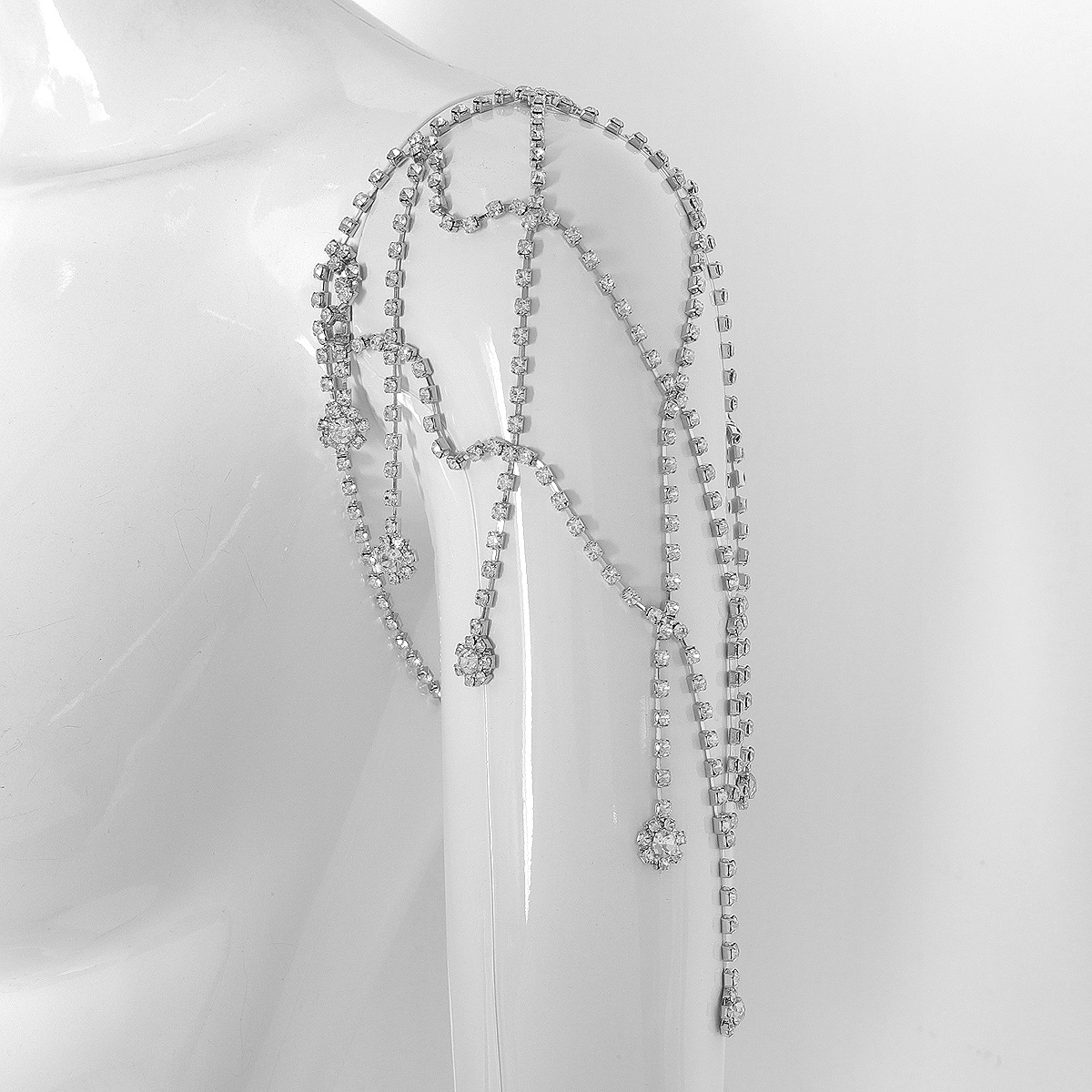 Europa y los Estados Unidos multicapa brillante taladro chaîne de hombros accesorios de vestido de boda moda sexy colgante de gota de agua temperamento cadena de cuerpo