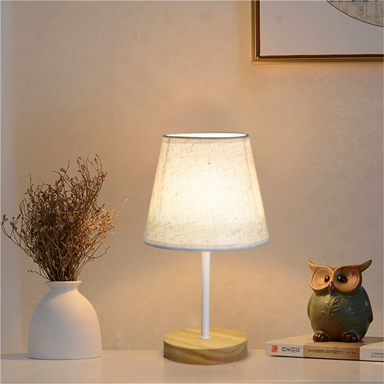Decorative Table Lamp Bedroom Ins Girl Bedside Lamp Warm Princess Scandinavian Creative Simple Modern Night Light Feeding Decorative Table Lamp Bedroom Ins Girl Bedside Lamp Warm Princess Scandinavian Creative Simple Modern Night Light Feeding