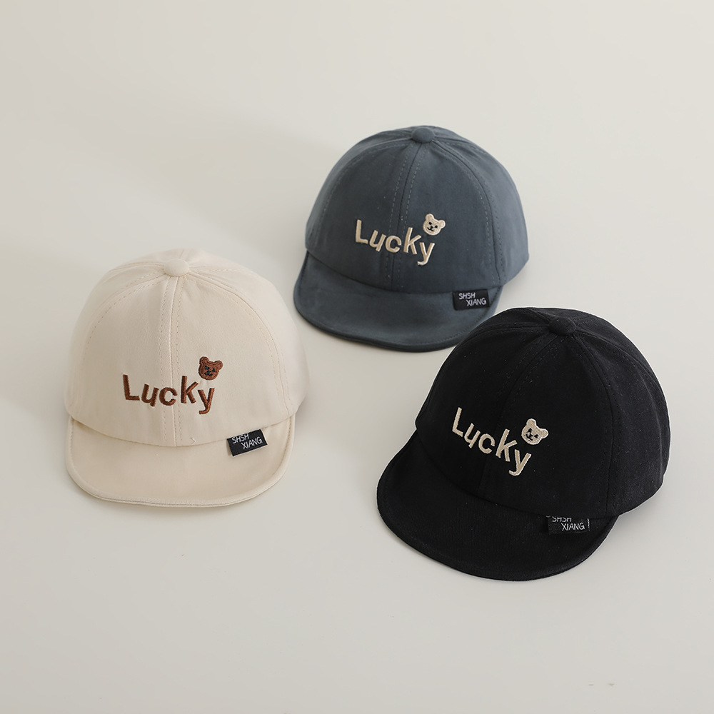 Sombreros para bebés japoneses primavera y otoño gorras de lengua de pato bebés de moda gorras de béisbol de ala corta gorras para niños y niñas sombreros de protección solar
