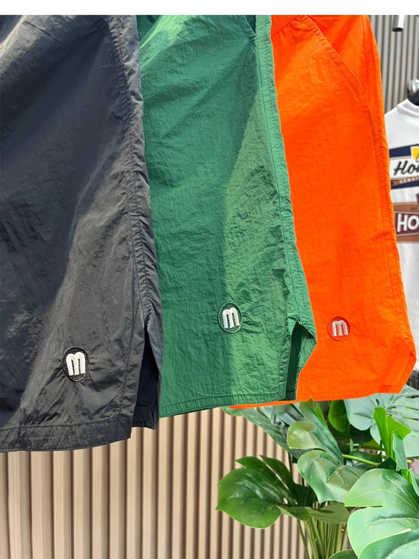 Retro Beach Shorts For Men Summer Trendy Style Multi-colour_voghion.com