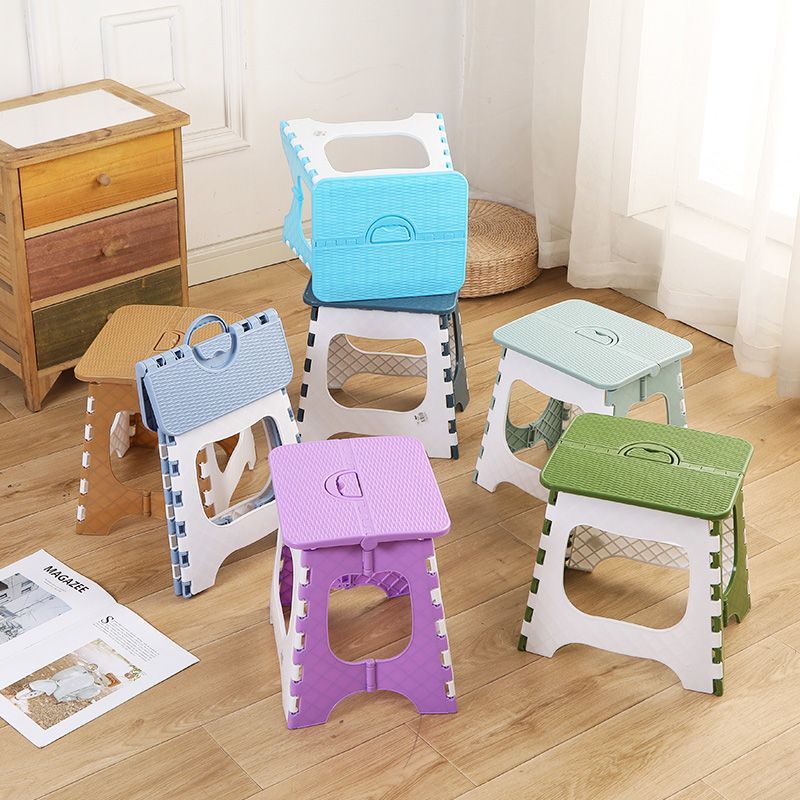 Plástico engrosado para adultos portátil al aire libre pequeño banco para niños hogar mini silla de baño taburete plegable al por mayor
