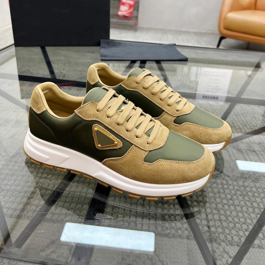 Casual breathable trend sports comfortable running sneakers