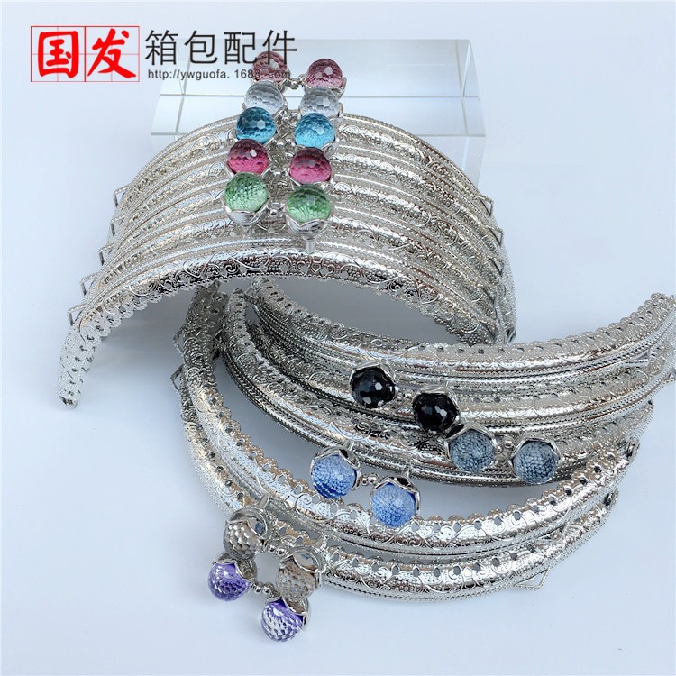 12.5cm semicircular encaje en relieve cabeza de loto de coral oro plateado 10 colores opcionales 0063 - YS