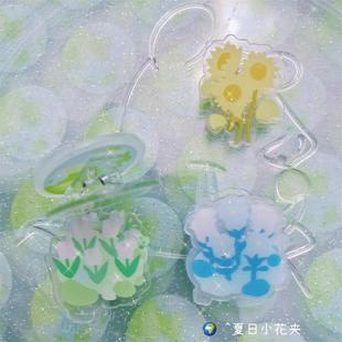 ins�L����҈@��Ů��PP�A����С���㺞�A���ֵ���~���Ա��bA