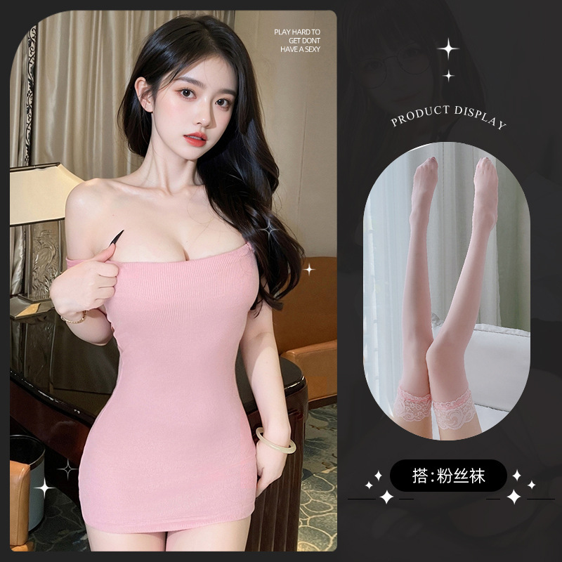 Pink hip skirt + fan socks