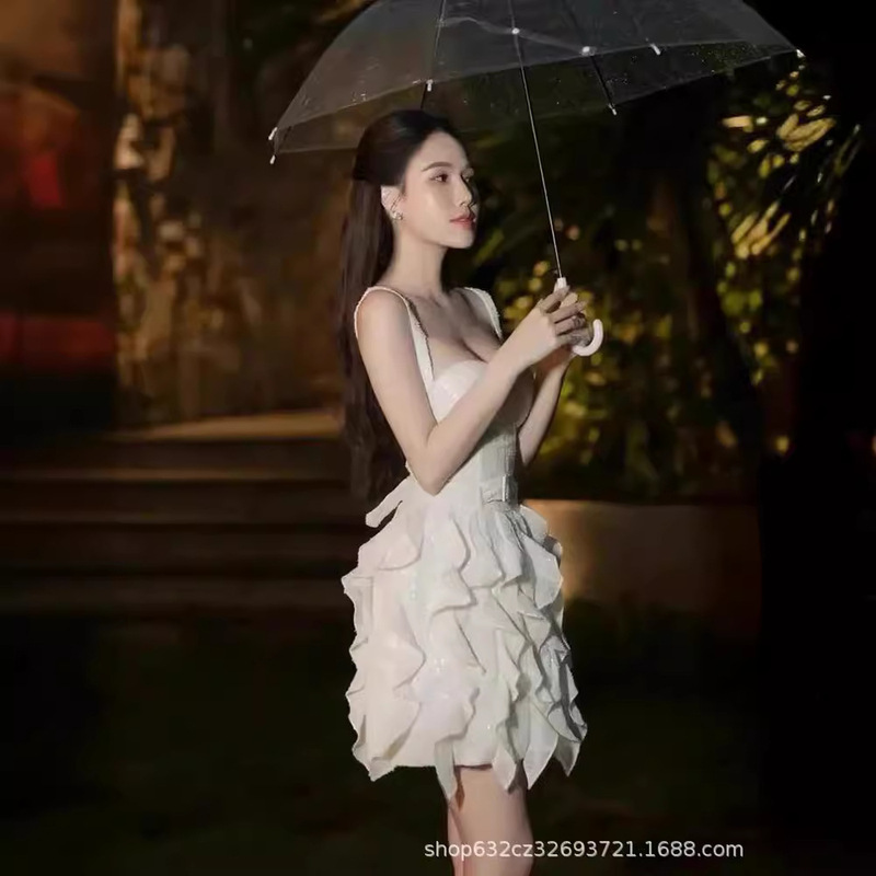 French-Style Socialite Ultra-Fairy White Suspender Dress for Women, High-End Elegant Niche Birthday Gown, Chanel-Inspired Style