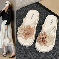 2色の花の厚い底のスリッパの女性の外は新型の夏を着ます。