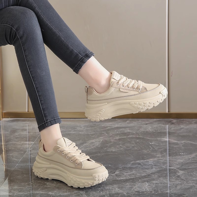 Zapatos de mujer de bizcocho de todo fósforo, zapatos de alta gama, 2024 nuevos zapatos de papá de fondo grueso para deportes de ocio