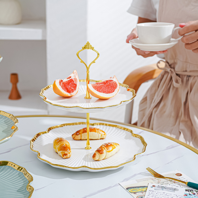 Nordic Golden Edge Light Placa de pastel de lujo moderna sala de estar mesa de café hogar plato de fruta multi-capa merienda postre decoración de la Mesa