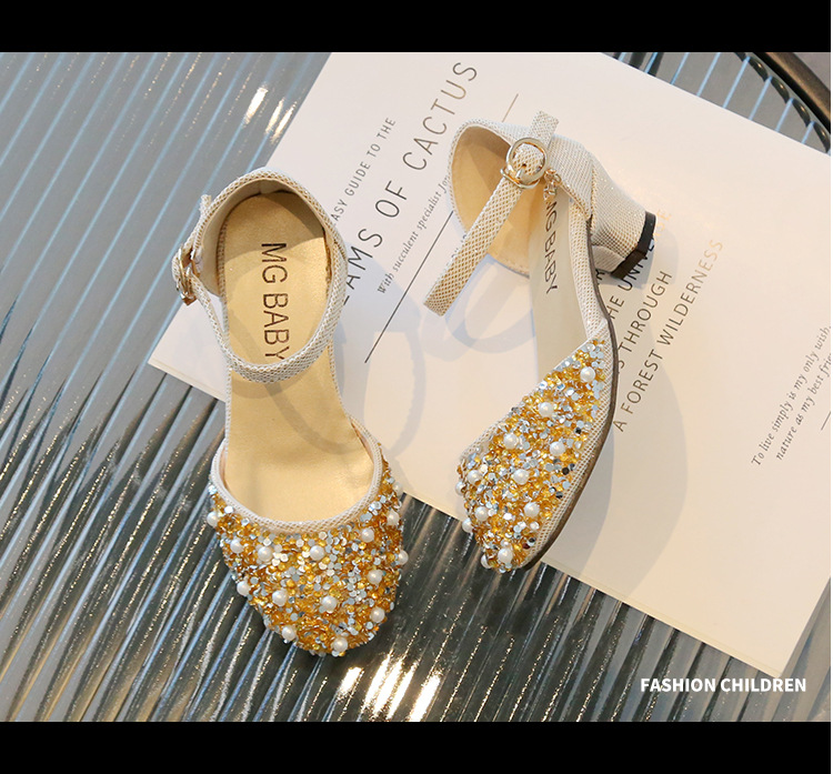 Pearl Water Diamond Princess Schuhe, Flachmund-Mode-Mädchensandalen, Mittelgroße High Heels, Sommer-Kinderschuhe_voghion.com