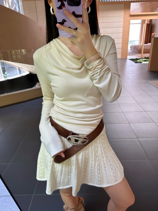 DIGM | 2025秋季极简解构风荡领长袖修身T恤打底衫针织衫女A09266|undefined