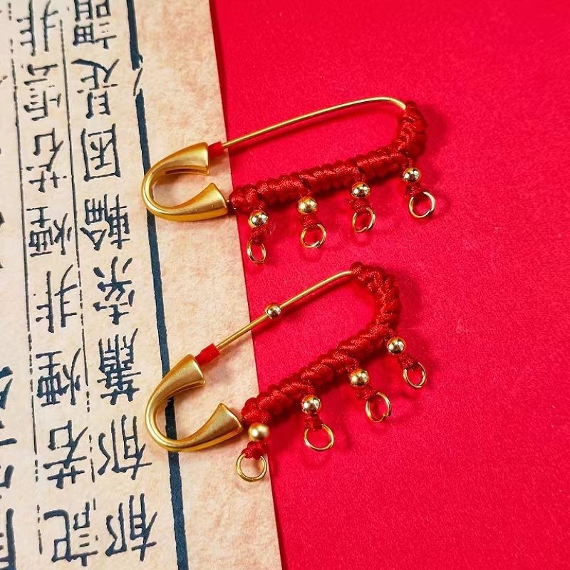 Creative Ancient Method Gold Color Copper Brooch Hand-made DIY Red Rope Pressure Pregnant Women Baby Surprise Pin Chest Pin Jewelry