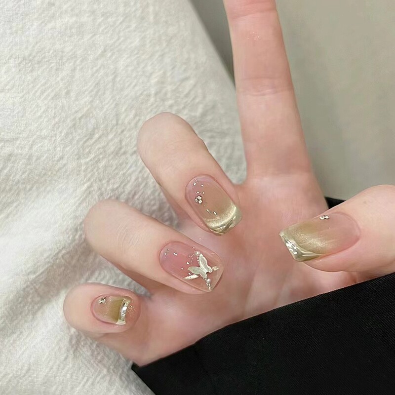Xiaohongshu's Popular Little Fragrant Pearl Manicure Nails, White and Sweet Champagne Wearable Nails, Student Fake Nail Patches