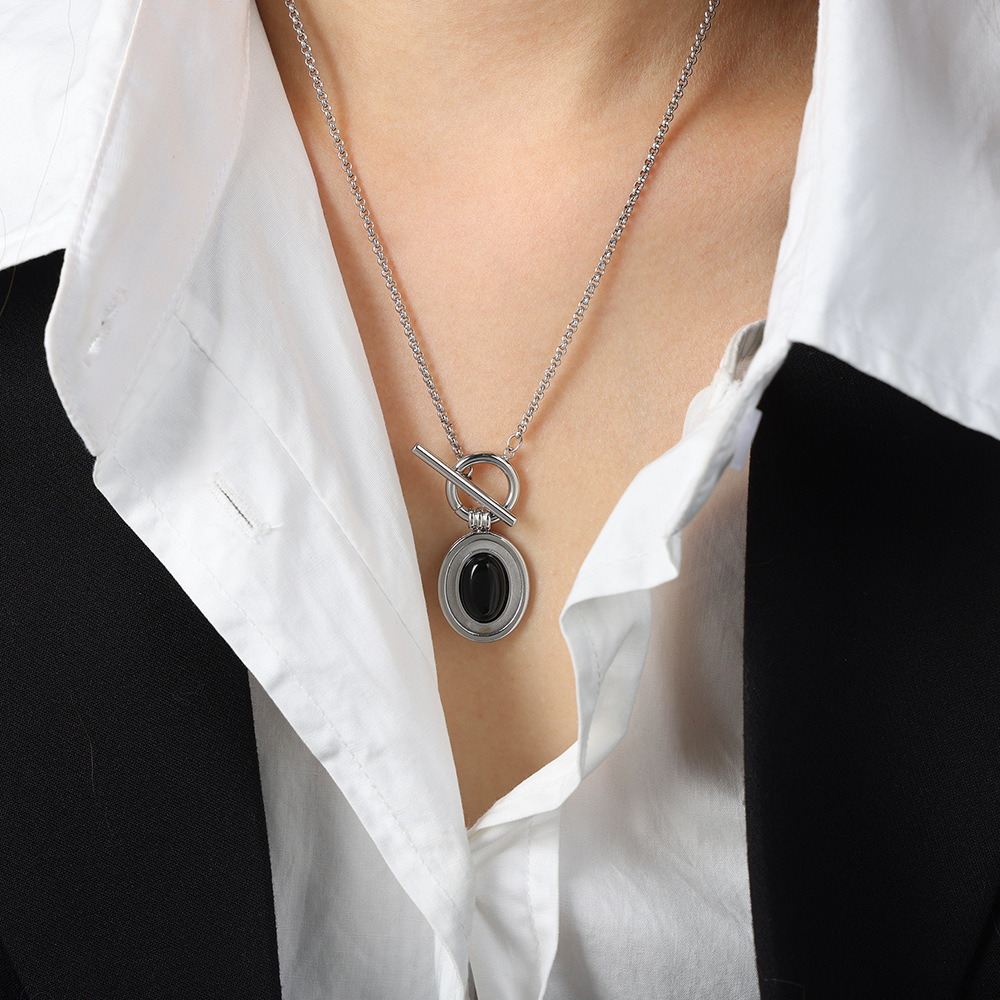 Nuevo chino exquisito temperamento natural ágata colgante otbuckle collar Titanium acero 18K oro personalidad temperamento anillo traje