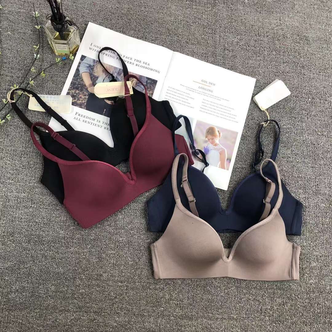 Exterior solo nuevo brillante ropa interior sin costuras medio grueso de alta calidad se reunieron multi-color multi-tamaño sujetador inalámbrico al por mayor