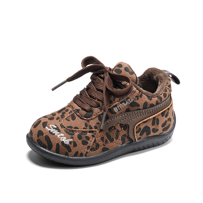 2025 invierno nuevos zapatos de algodón para niños, hombres y mujeres, zapatos casuales retro mate, calentamiento al por mayor.