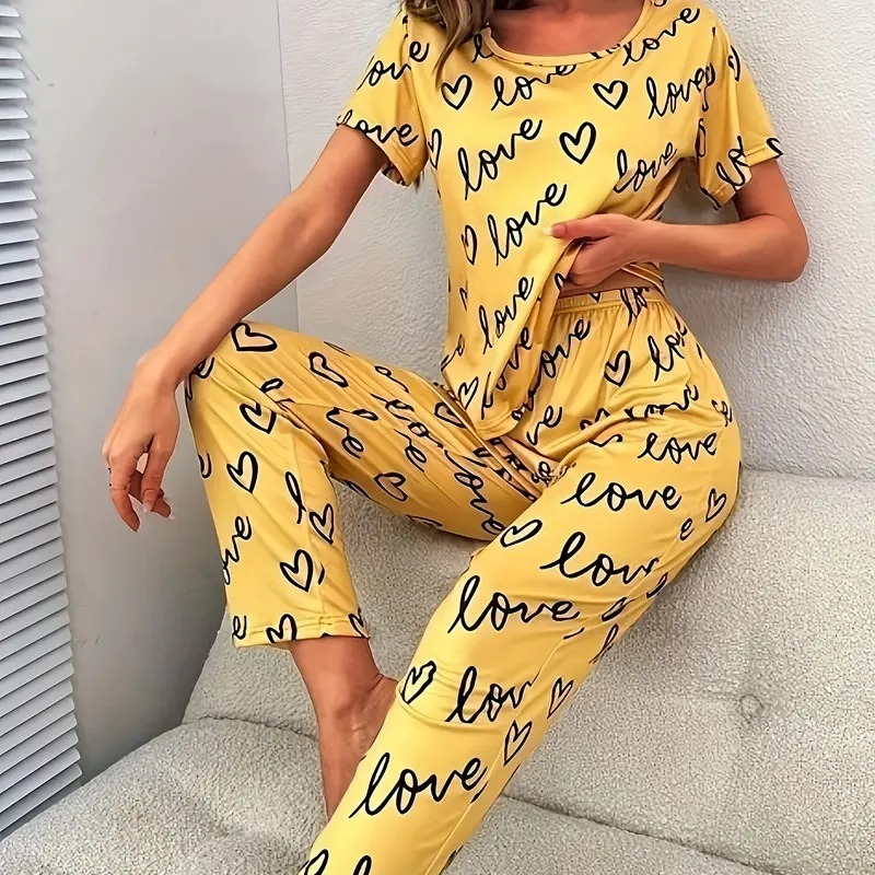 2025 Comercio exterior europeo y americano Rusia nueva ropa de mujer pijamas estampados primavera y verano ropa a domicilio traje de moda estampado