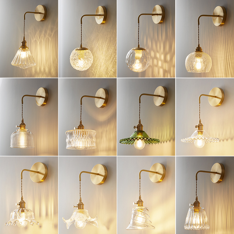 Retro estilo japonés latón cristal lámpara de pared estudio sala de estar dormitorio lámpara de noche sala de té B & B americano nostálgico Cafetería
