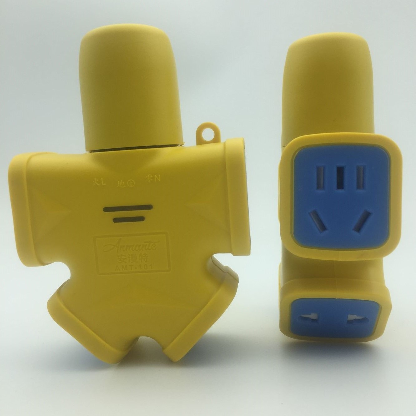 101人字型插座防护门插板带灯包胶插排黄4位十四孔大字插