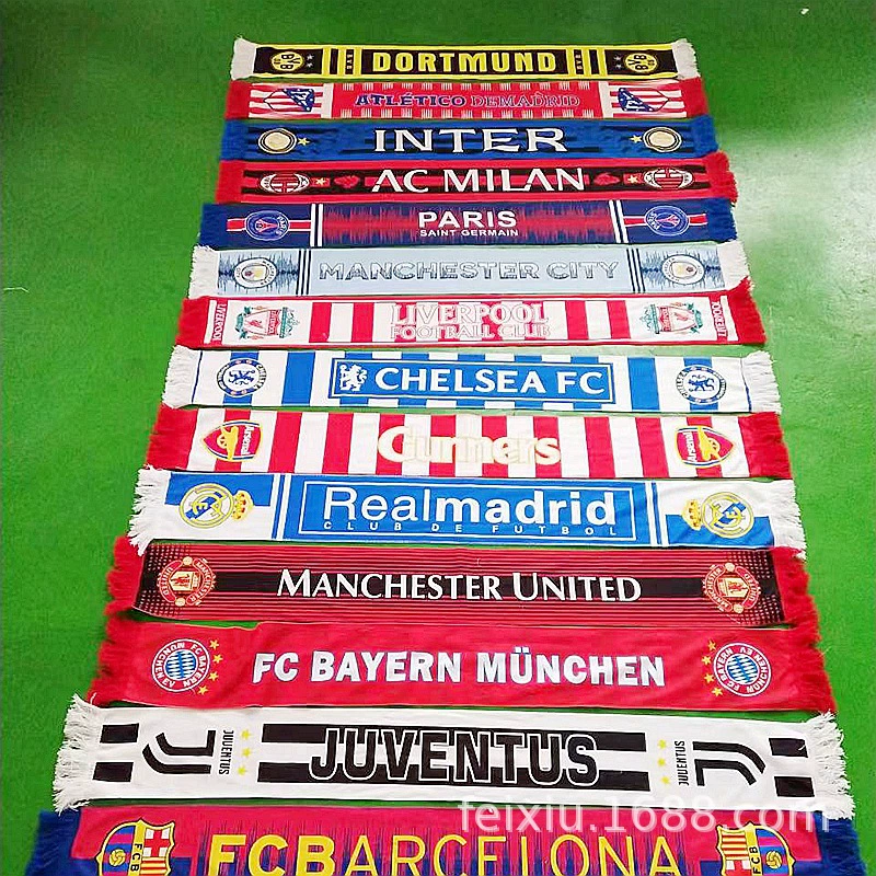 Производители поставляют шарфы для футбольных фанатов с дизайном Реал Мадрид, обработку шарфов на заказ, нанесение логотипа методом термопереноса, акриловые шарфы.