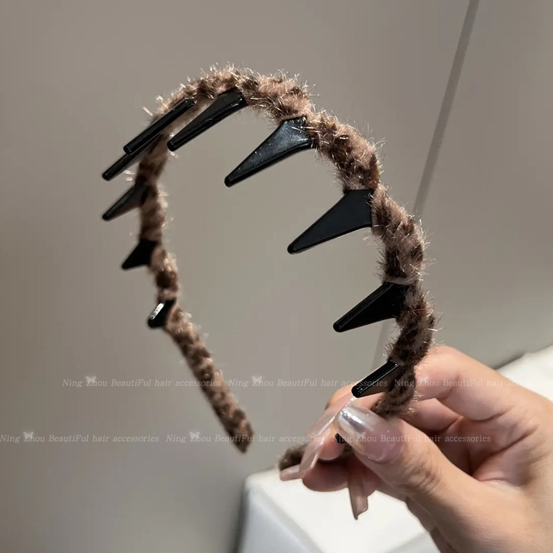 珍珠高颅顶发箍女2025新款夏季洗脸头箍高级感日常外戴压发卡发饰|undefined