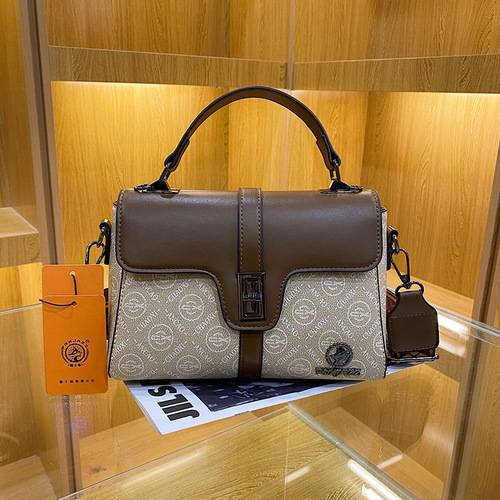  Autumn New Live Fashion Niche Unique Small Square Bag Commuting Shoulder Crossbody Handheld Goddess Bag