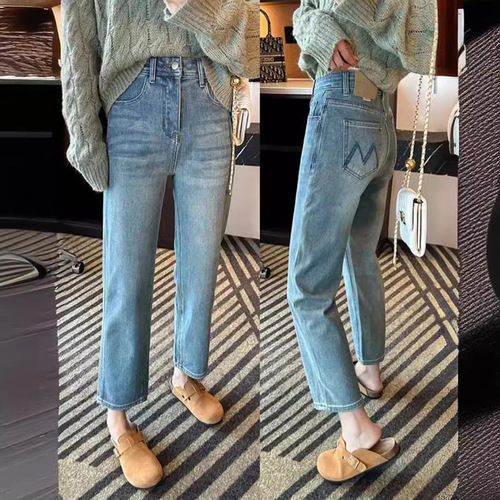 The Same Style Summer High-Waisted Straight Leg Denim for Women in Plus Size is Slim-Fitting and Versatile, with a 9-Inch Length.