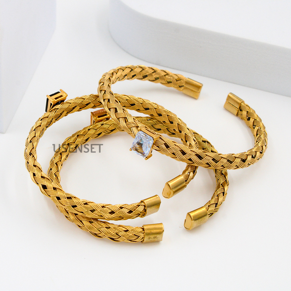 Simple Style Geometric Titanium Steel Gold Plated Zircon Bangle 1 Piece