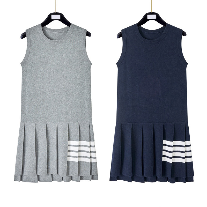 TB New Knitted dress Women's College Style Four Bar Pleated Skirt Spring and Summer Zhao Ruth Same Style Sleeveless Vest