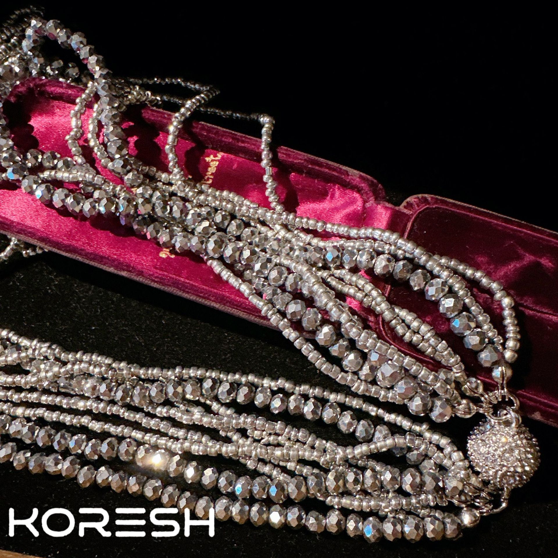 Irregular platinum gray multi-layer necklace without box