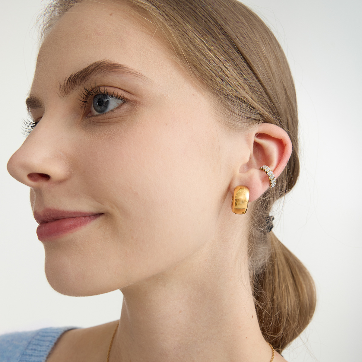 Wanxing europa y americana acero inoxidable galvanizado 18K oro blanco simple orejas de zircón transfronterizas venta caliente universal no desvanecerse mujeres