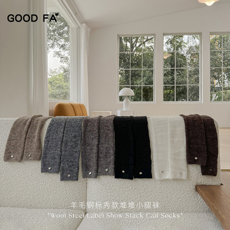Good Fa2024 Autumn and Winter Mohair Hand-Sewn Metal Label Thin Soft Show Style Calf Socks 24093