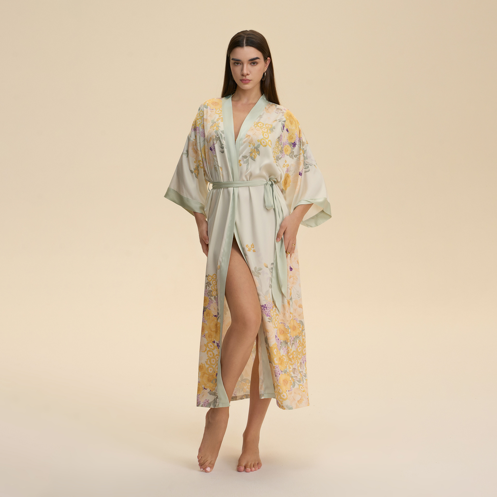 Moda transfronteriza nueva impresión floral satin chiffon camisa kimono damas cuello bata elegante ropa WP3978