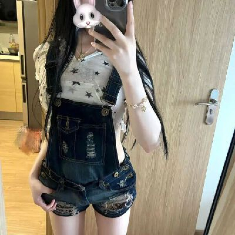 American Hot Girl Washed and Distressed Denim Suspender Shorts with Holes, Slimming and Hip-Hugging Ultra-Shorts, Trendy